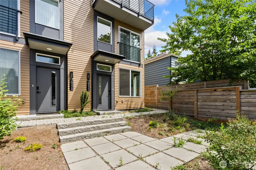 10306 Midvale Avenue N Seattle WA 98133