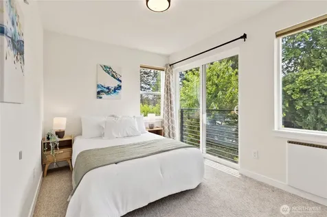 10306 Midvale Avenue N Seattle WA 98133