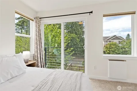10306 Midvale Avenue N Seattle WA 98133