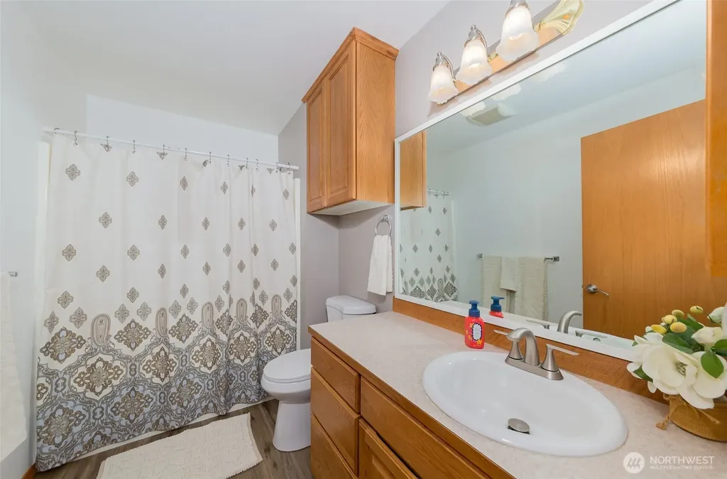 1010 W Stanley Street Granite Falls WA 98252