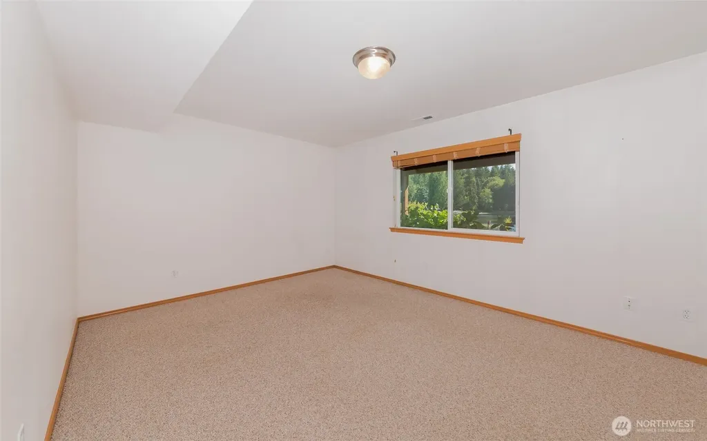 1010 W Stanley Street Granite Falls WA 98252