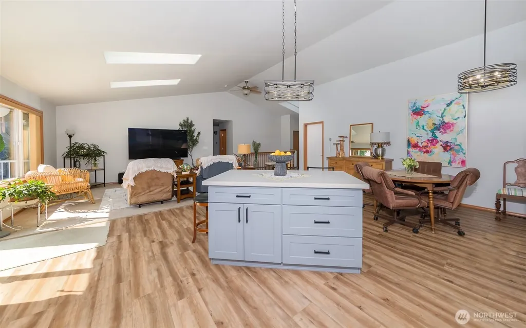 1010 W Stanley Street Granite Falls WA 98252