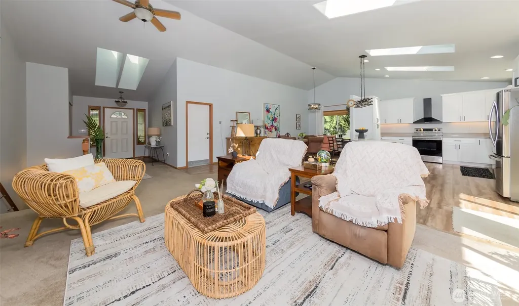 1010 W Stanley Street Granite Falls WA 98252