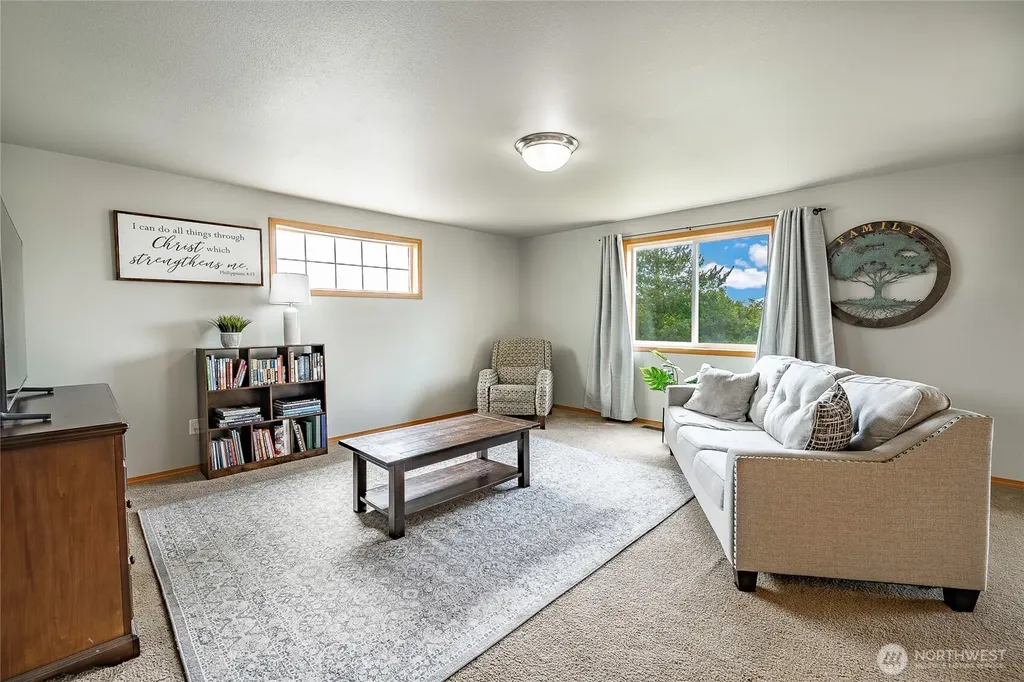 7309 Halibut Drive Blaine WA 98230