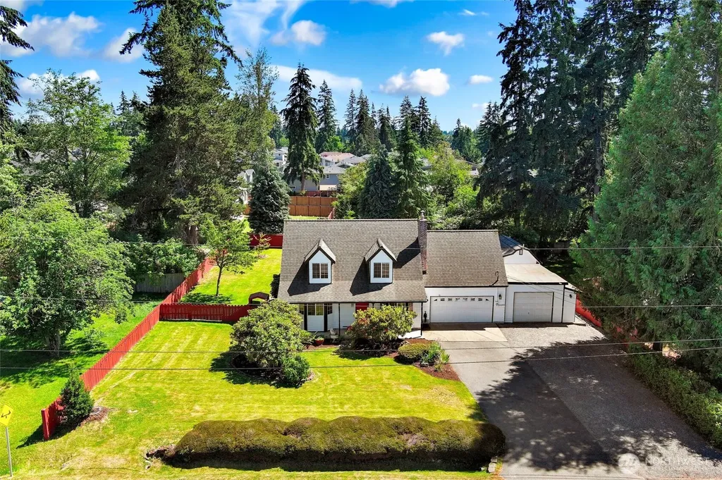 122 Bellflower Road Bothell WA 98012