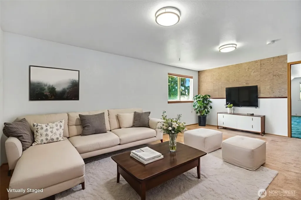 122 Bellflower Road Bothell WA 98012