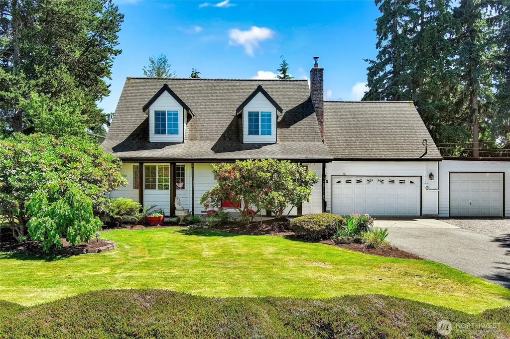 122 Bellflower Road Bothell WA 98012