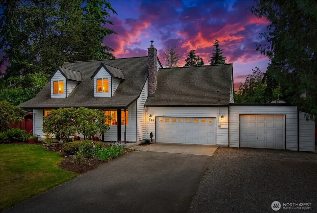 122 Bellflower Road Bothell WA 98012