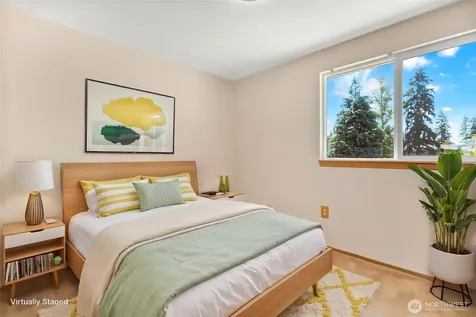 122 Bellflower Road Bothell WA 98012