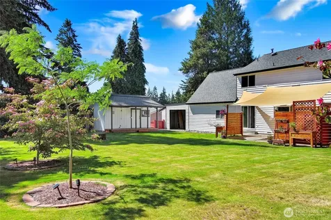 122 Bellflower Road Bothell WA 98012