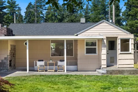 17904 8th Avenue NE Shoreline WA 98155