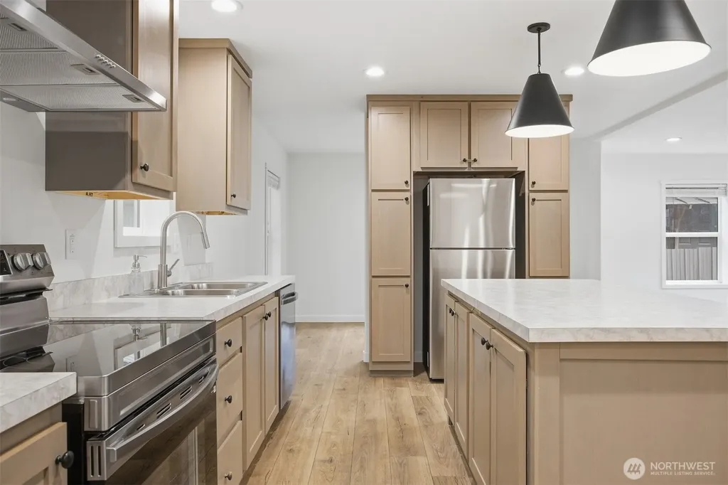 8528 Juniper Place Maple Falls WA 98266