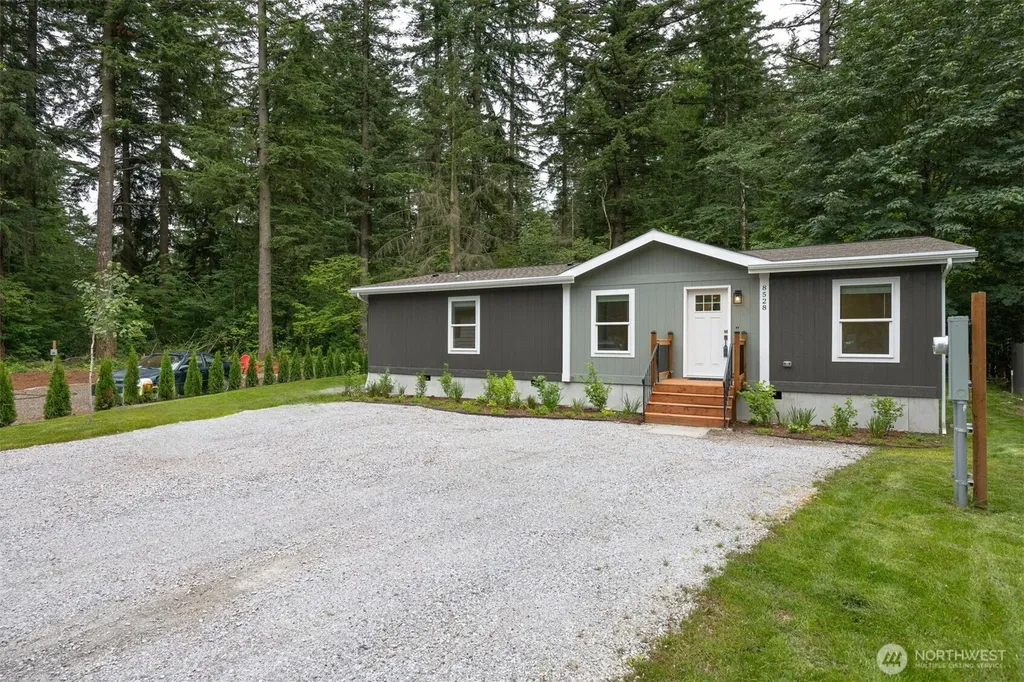 8528 Juniper Place Maple Falls WA 98266
