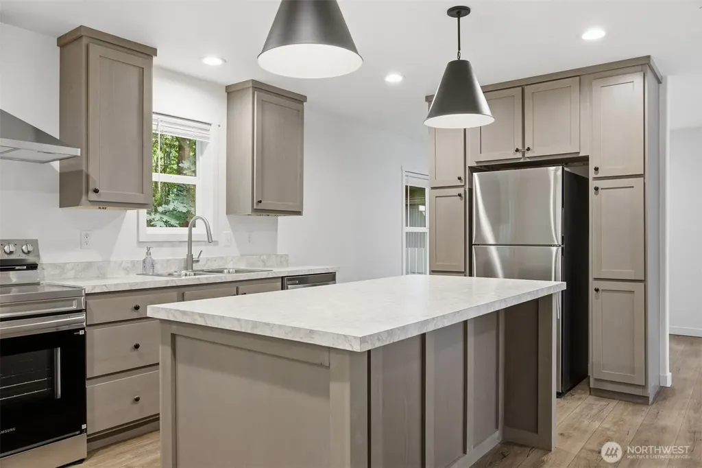 8528 Juniper Place Maple Falls WA 98266