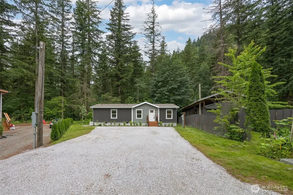 8528 Juniper Place Maple Falls WA 98266