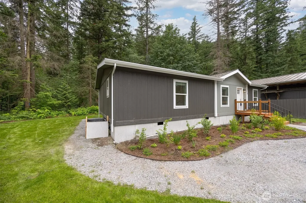 8528 Juniper Place Maple Falls WA 98266