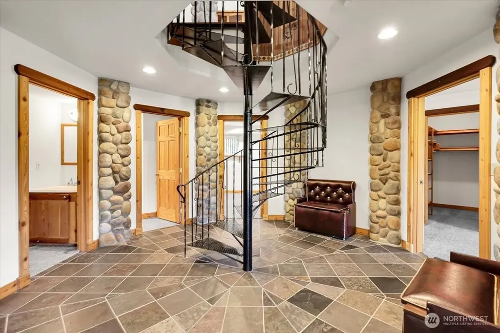 17049 Lake Point Drive SE Yelm WA 98597