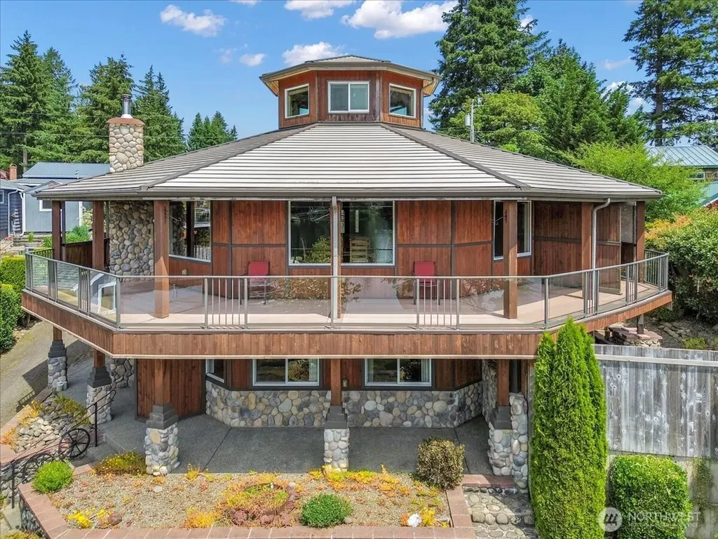 17049 Lake Point Drive SE Yelm WA 98597