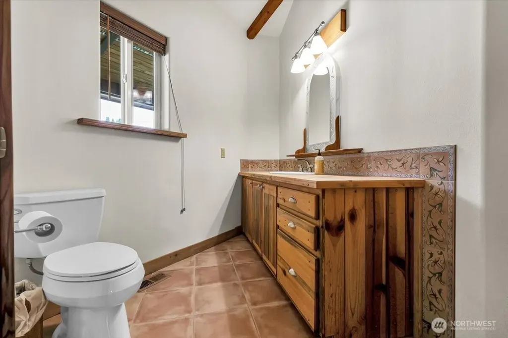 17049 Lake Point Drive SE Yelm WA 98597