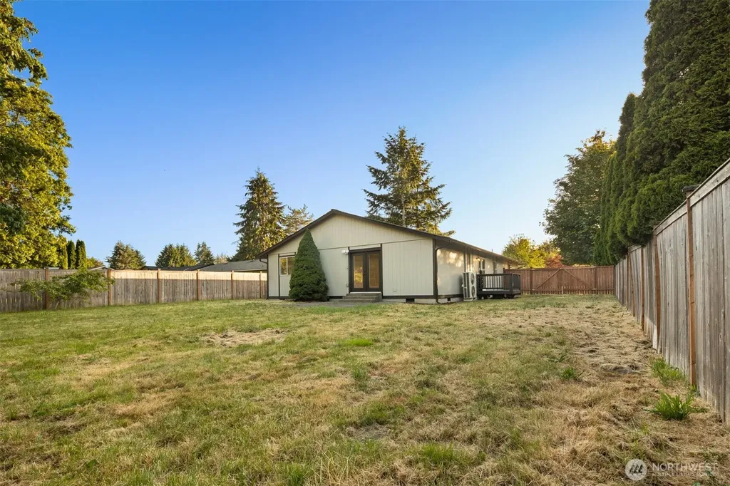 15815 121st Avenue Ct E Puyallup WA 98374