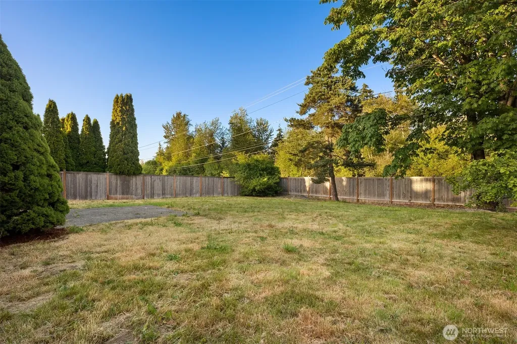 15815 121st Avenue Ct E Puyallup WA 98374