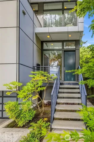 1313 4th Avenue W Seattle WA 98119