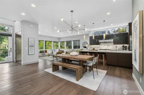 1313 4th Avenue W Seattle WA 98119