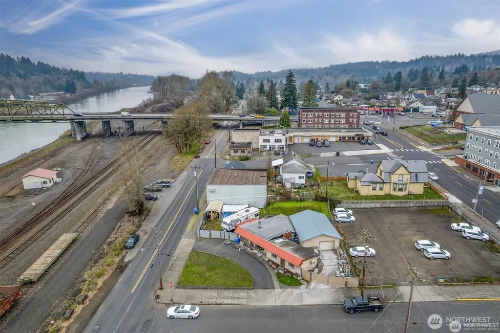 101 Academy Kelso WA 98626