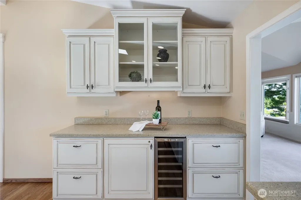 4232 Shoreclub Drive Mercer Island WA 98040