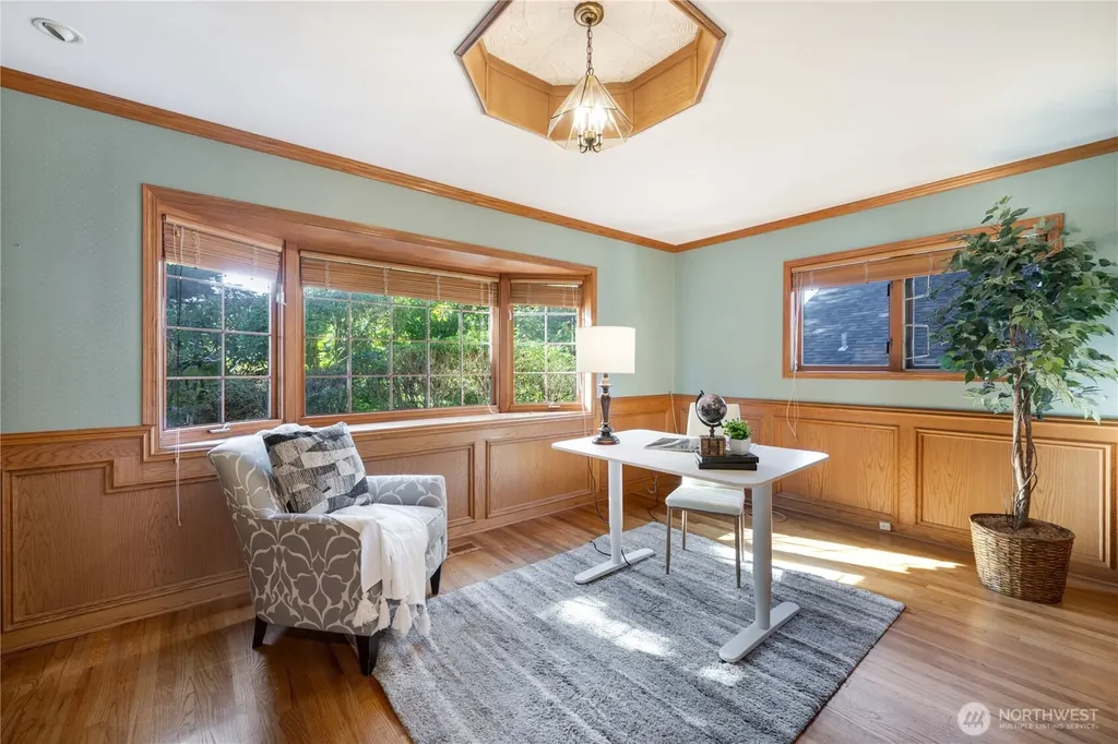 4232 Shoreclub Drive Mercer Island WA 98040