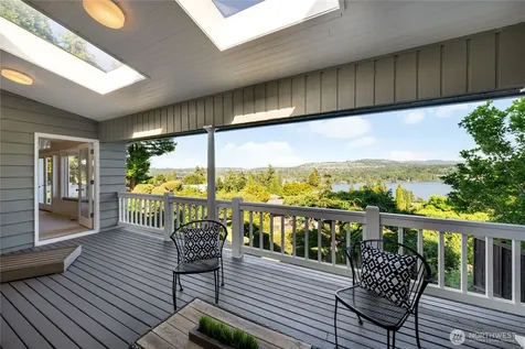 4232 Shoreclub Drive Mercer Island WA 98040