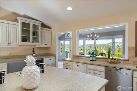 4232 Shoreclub Drive Mercer Island WA 98040