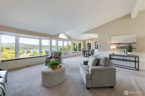4232 Shoreclub Drive Mercer Island WA 98040
