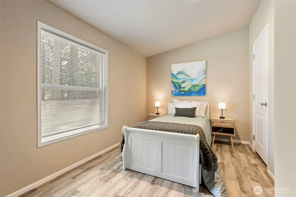 12487 Old Military Road NE Poulsbo WA 98370