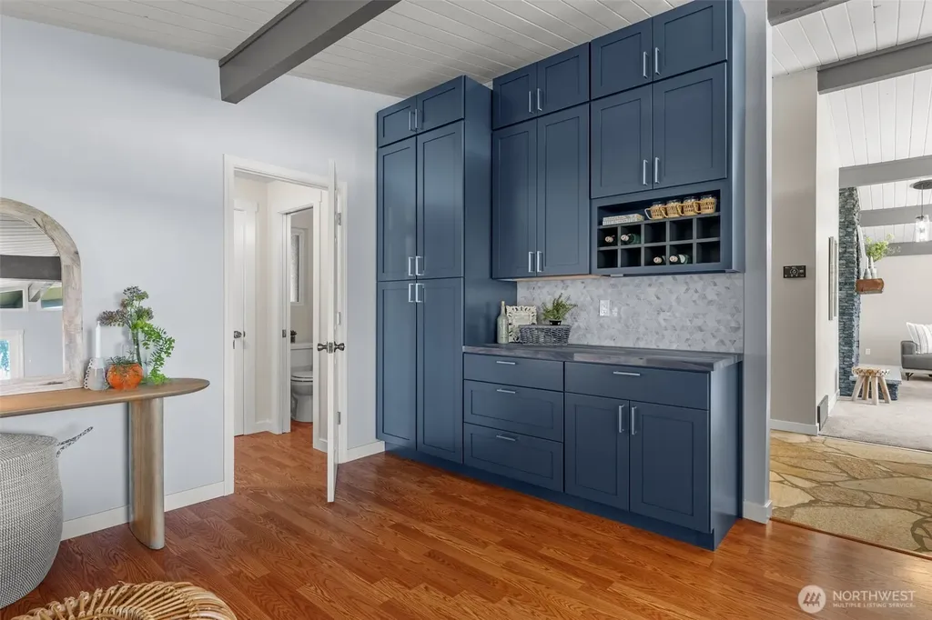 1701 Weatherswood Drive NW Gig Harbor WA 98335