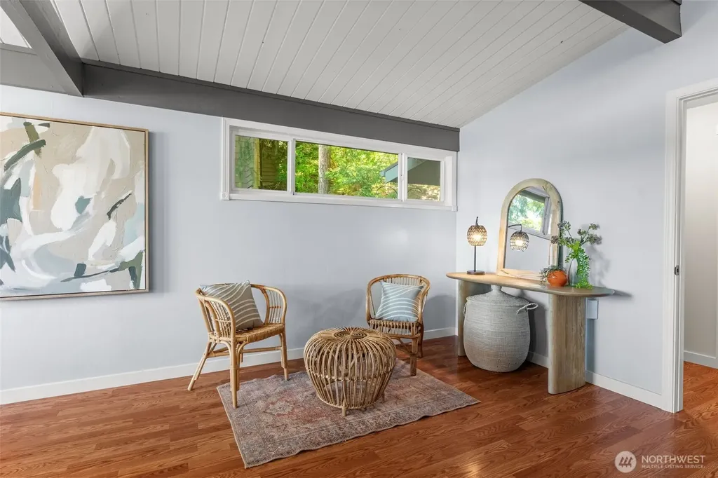 1701 Weatherswood Drive NW Gig Harbor WA 98335