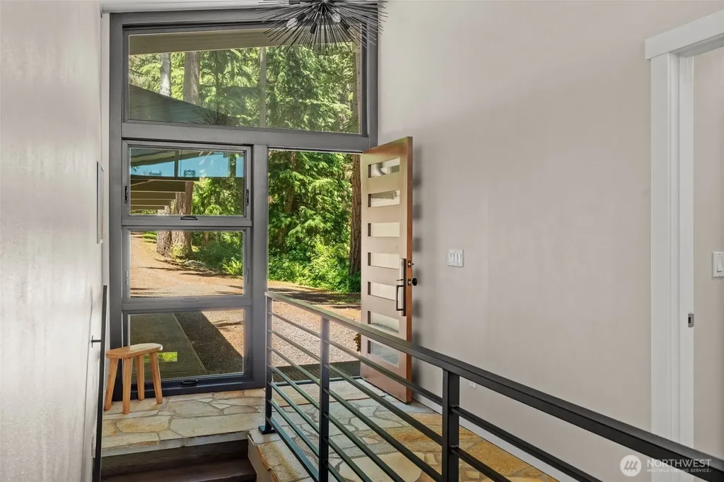 1701 Weatherswood Drive NW Gig Harbor WA 98335
