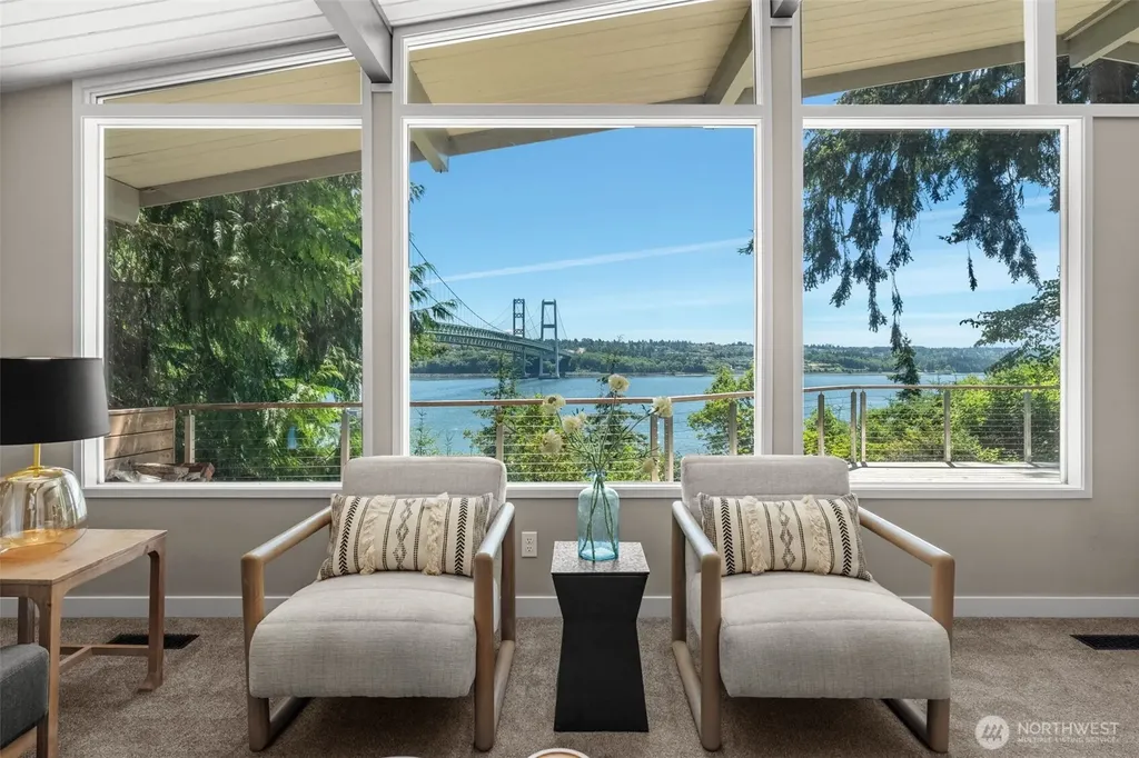 1701 Weatherswood Drive NW Gig Harbor WA 98335