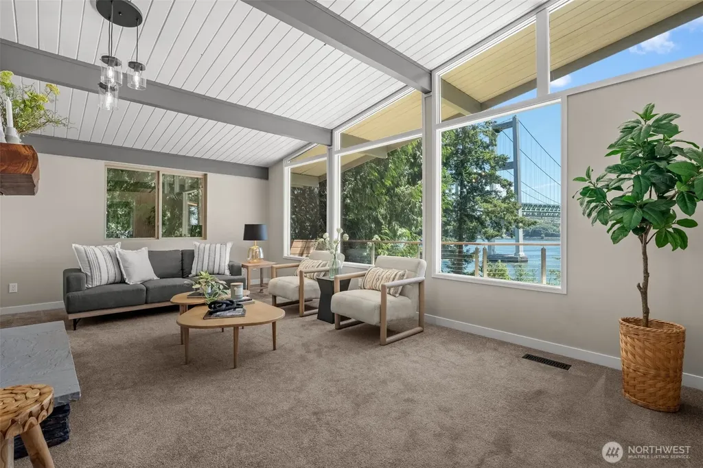 1701 Weatherswood Drive NW Gig Harbor WA 98335
