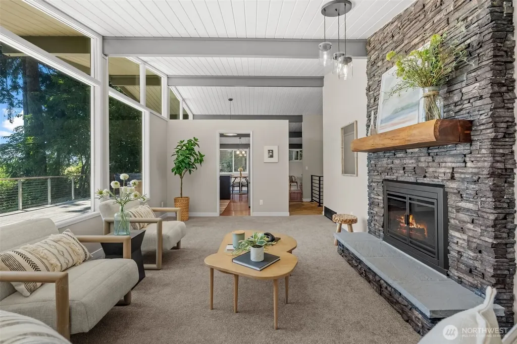 1701 Weatherswood Drive NW Gig Harbor WA 98335