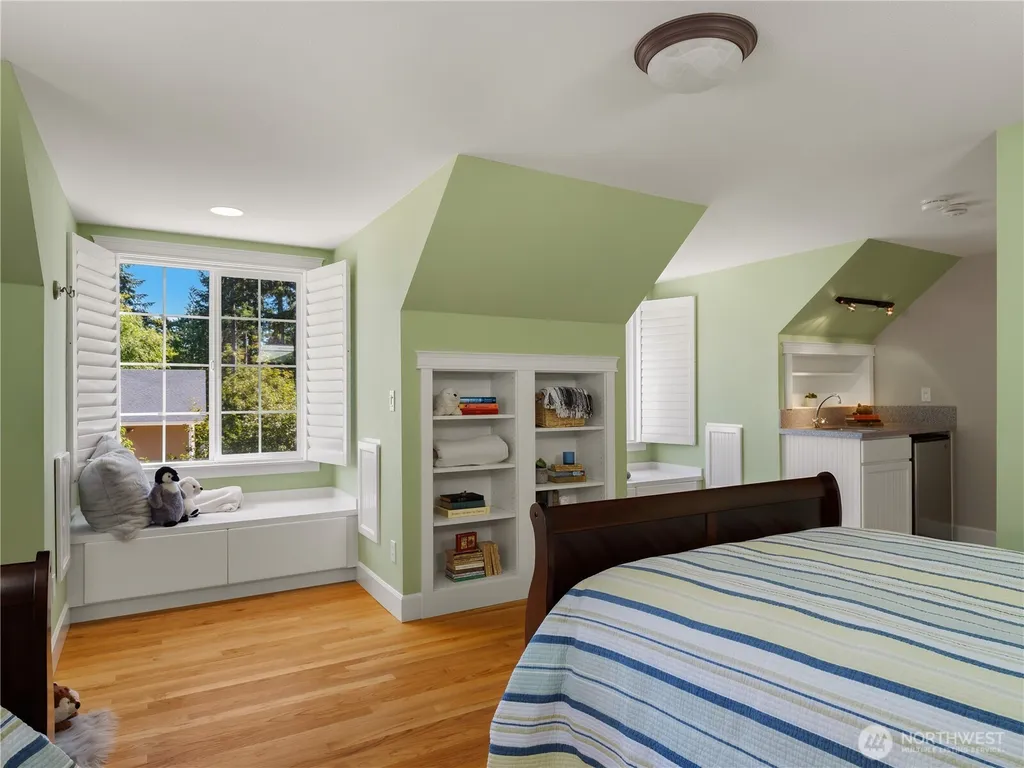 2648 Fishtrap Road NE Olympia WA 98506