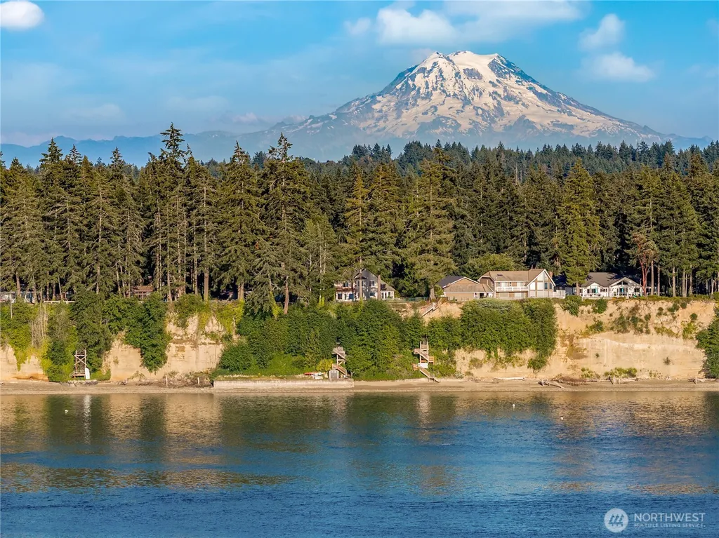 2648 Fishtrap Road NE Olympia WA 98506