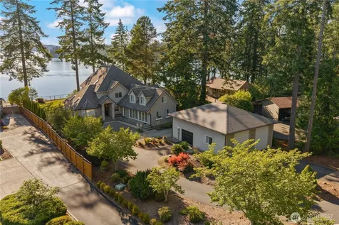 2648 Fishtrap Road NE Olympia WA 98506