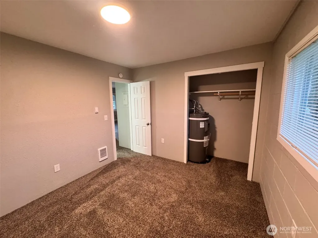 124 Mitchell Street Sumas WA 98295