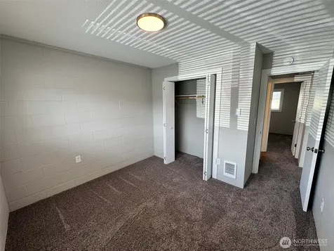 124 Mitchell Street Sumas WA 98295