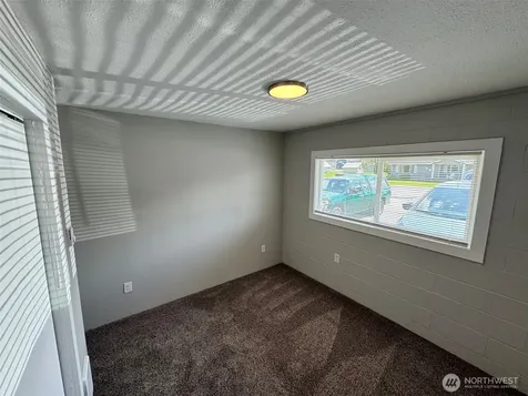 124 Mitchell Street Sumas WA 98295