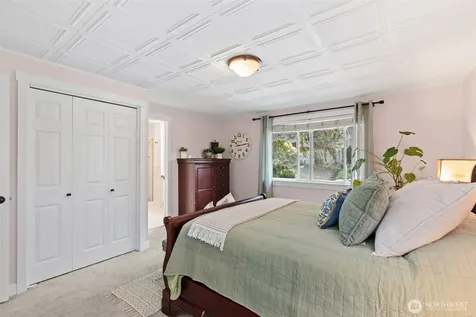 12017 106th Avenue NE Kirkland WA 98034