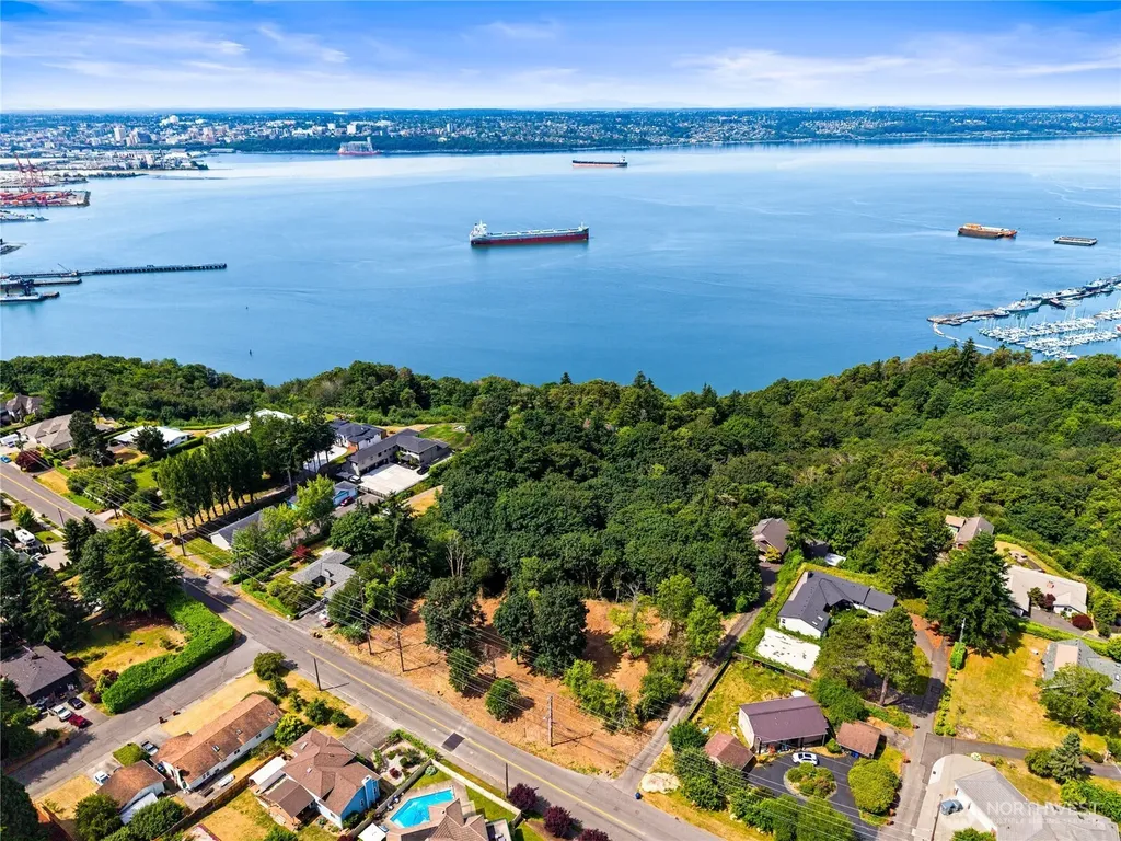 2348 Browns Point Boulevard Tacoma WA 98422