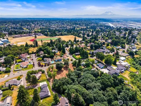 2348 Browns Point Boulevard Tacoma WA 98422