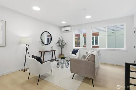 14608 Corliss Avenue N Shoreline WA 98133